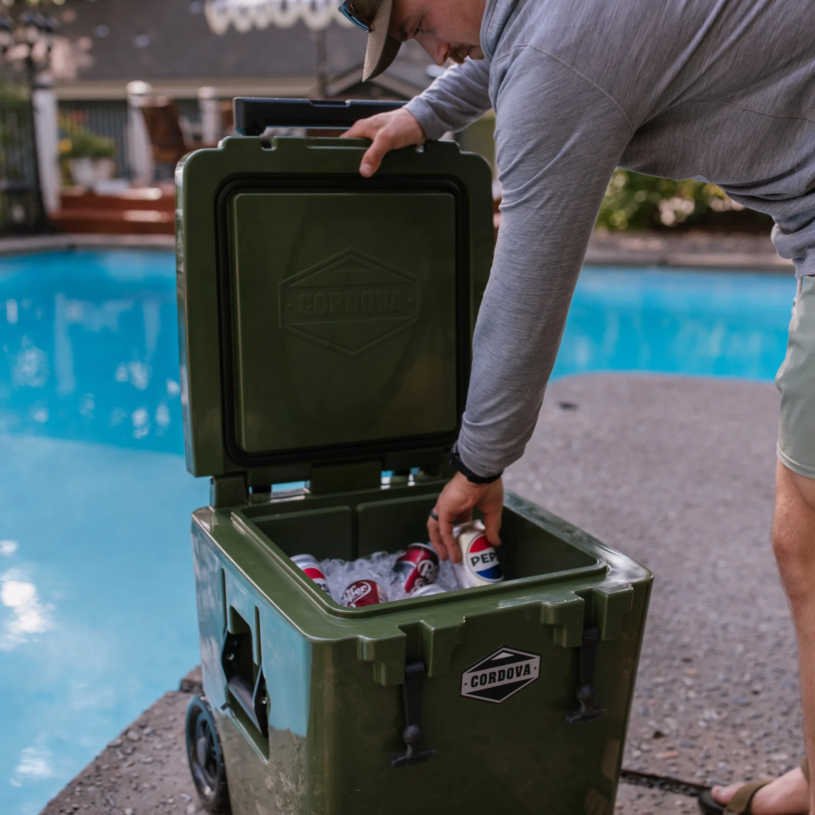 50 qt Outpost Class™ Wheeled Cooler - Image 60